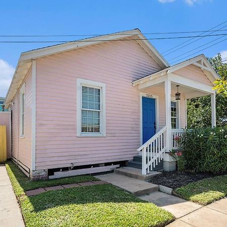 Sea Pink Retreat - Walk To Beach, Newly Renovated Galveston Exteriér fotografie