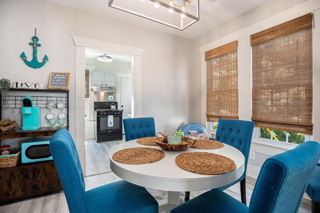 Sea Pink Retreat - Walk To Beach, Newly Renovated Galveston Exteriér fotografie